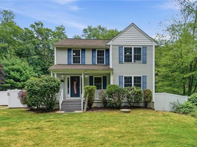 859 Knotty Oak Rd, Coventry, RI, 02816