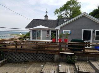 458 Narragansett Ave, Portsmouth, RI 02871