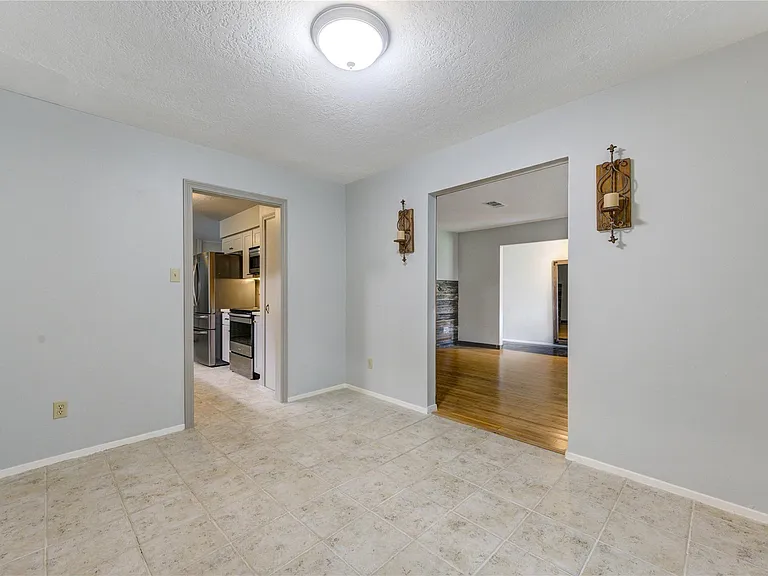 16019 Fathom Ln — Photo 35