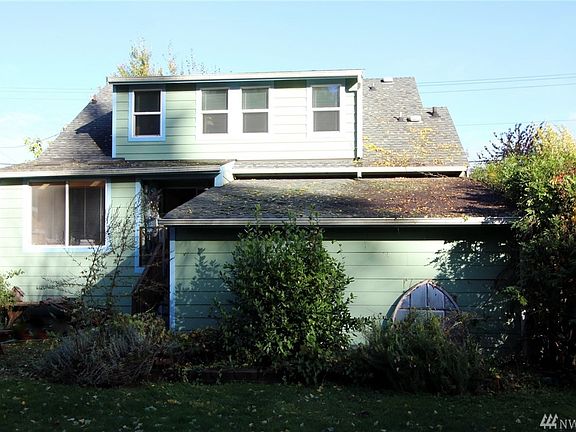 4th image of 227 Central St NE