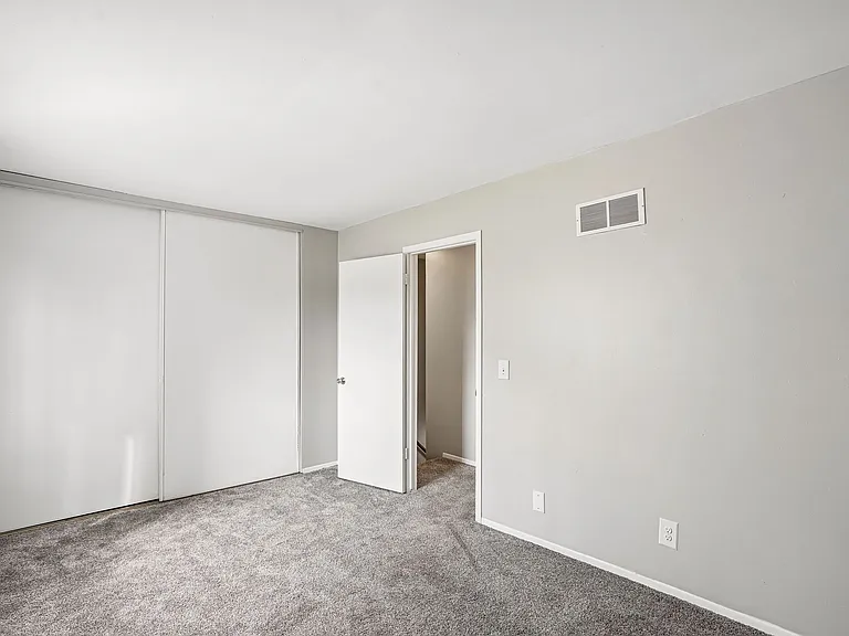 Midtown Park Apartments — Photo 50