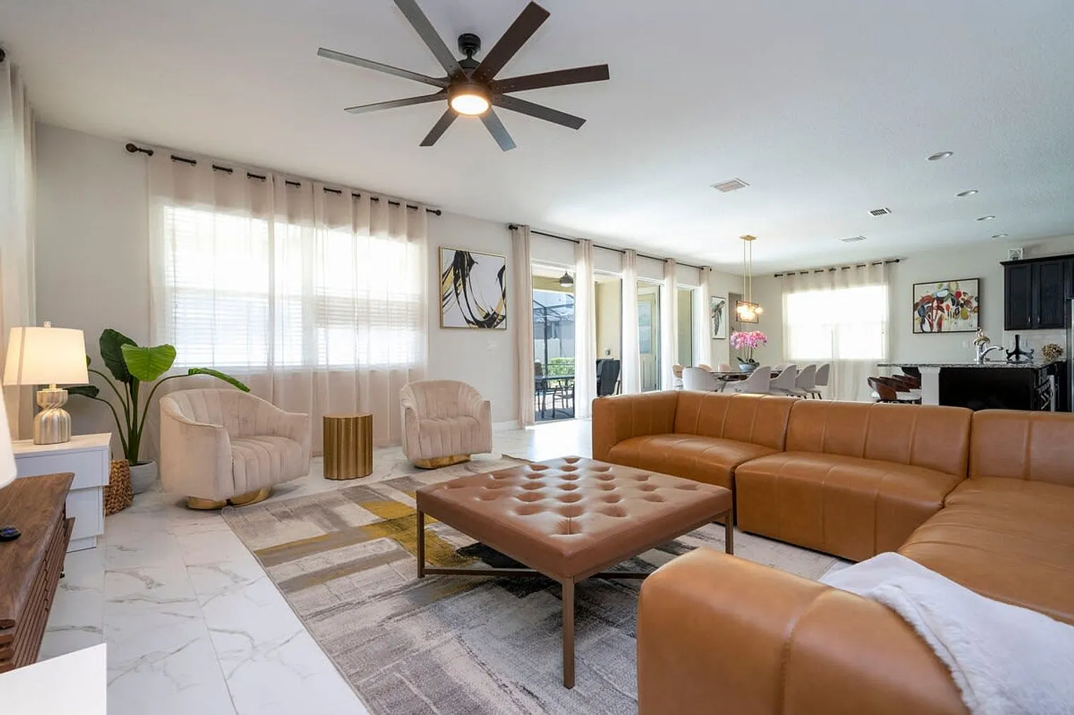 5 bed, 4.0 bath, 4337 sqft, $5,636 — Photo 3