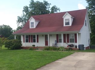 137 Woodcrest Rd, Grayson, KY 41143