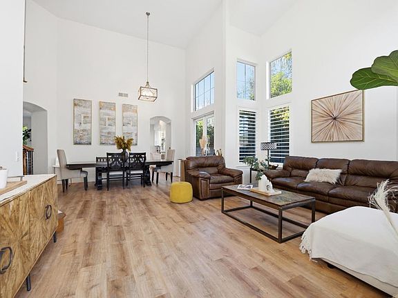 2nd image of 2639 El Granada Rd