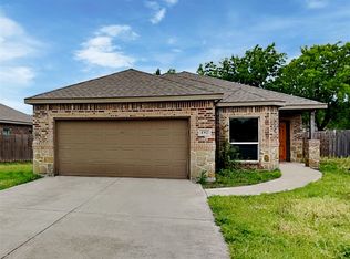 840 Colgate Dr, Lancaster, TX 75134