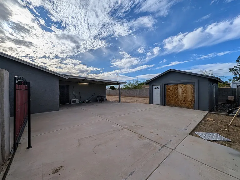 13208 W Tuckey Ln — Photo 32