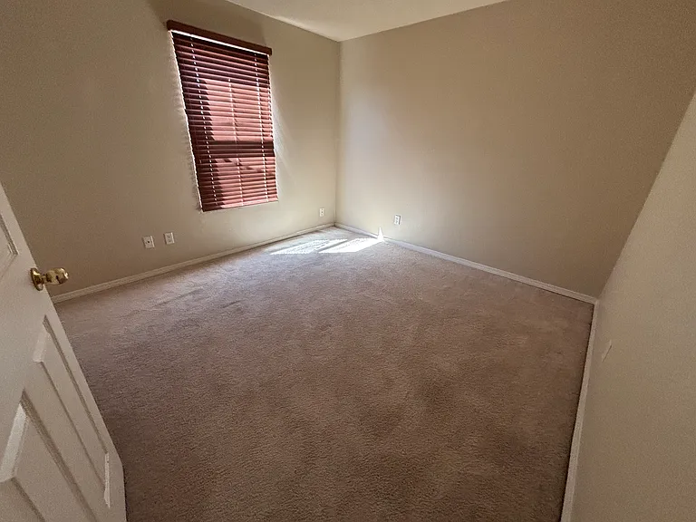 8224 Bluffs Edge Pl NW — Photo 17