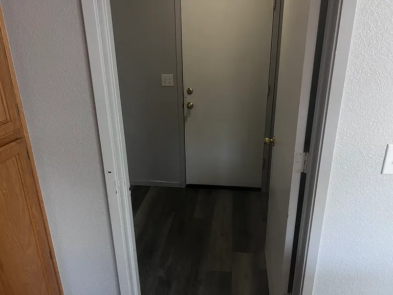 755 Cornell Way — Photo 5