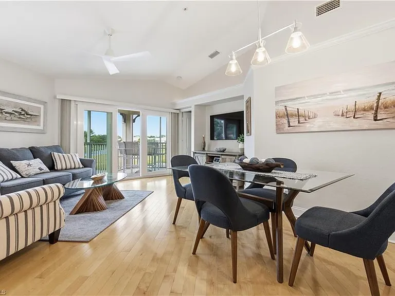 1117 Sweetwater Ln #2201 — Photo 3