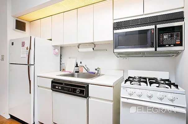 Rented by (Legacy) Elegran | media 13