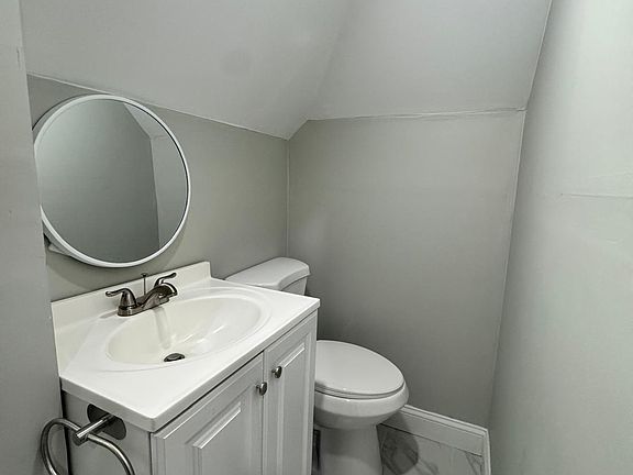 4th image of 877 Madison Ave Floor 3