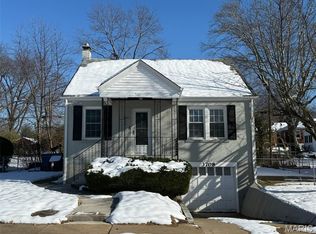 3708 Killarney Ct, Saint Louis, MO 63114