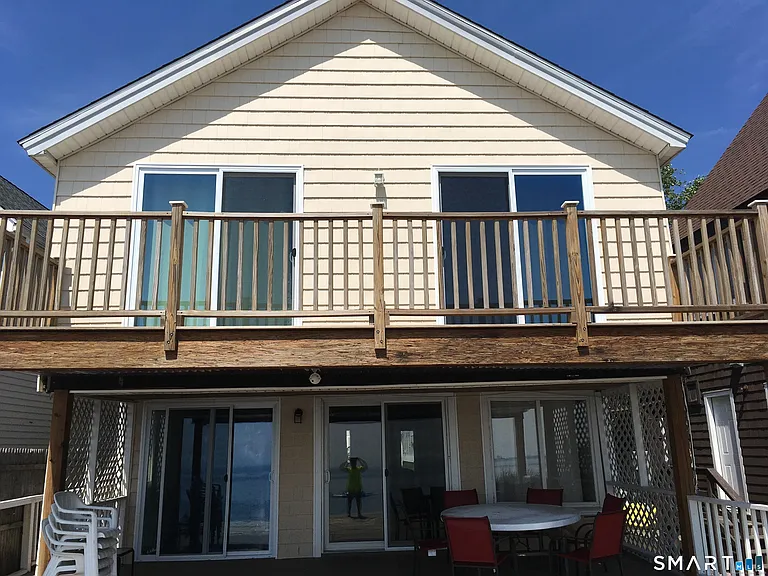 989 Fairfield Beach Rd — Photo 12