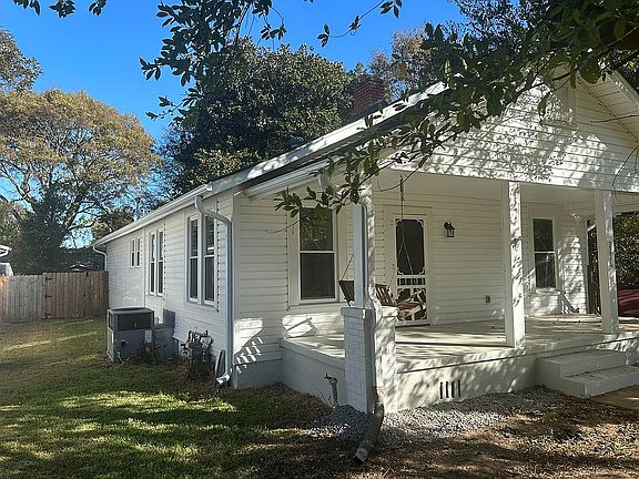 3rd image of 2216 22nd St