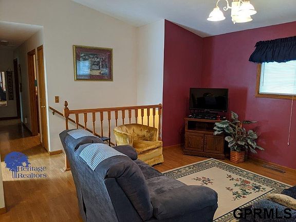 2nd image of 1613 N York Ave