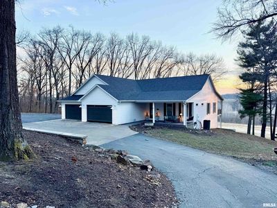 19051 Athens Blacktop Rd, Petersburg, IL, 62675
