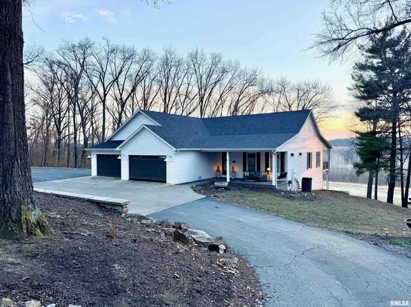 19051 Athens Blacktop Rd, Petersburg, IL 62675