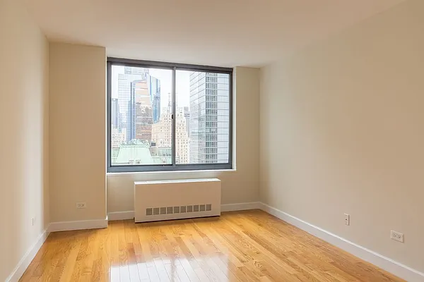 Rented by Stonehenge NYC LLC | media 4