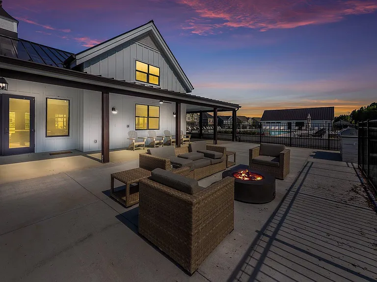 3011 Early Planting Ave — Photo 55