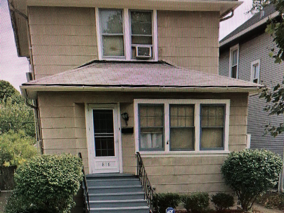 1st image of 816 S Highland Ave