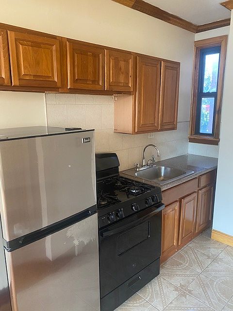 1st image of 1545 Fulton St Ste 2