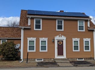 44 Rochdale St, Auburn, MA 01501