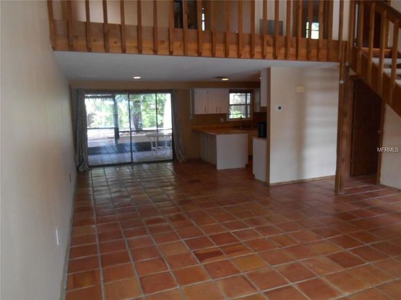3rd image of 4054 Olive Ave