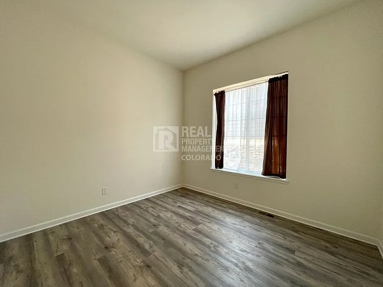 22345 E Bailey Pl — Photo 4