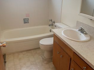 620 S Laurel St #8, Pt Angeles, WA 98362