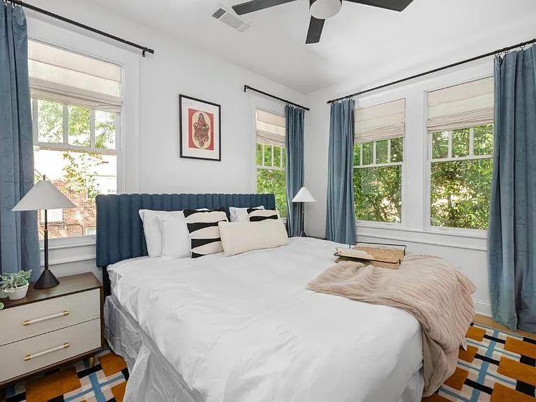 1054 Euclid Ave NE #CH — Photo 22