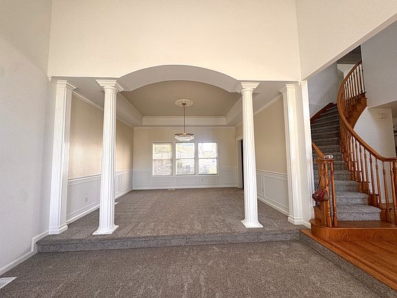 5th image of 4216 Mepham Ct