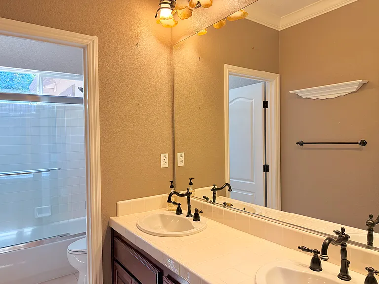 3474 Castle Creek Ct — Photo 30