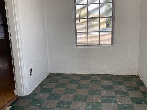 Front Room : Entry_10012025