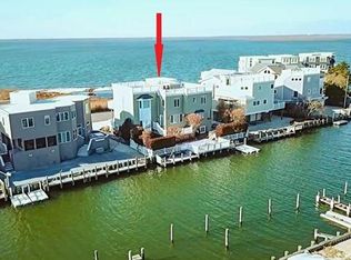 9 Thomas Ave, Harvey Cedars, NJ 08008
