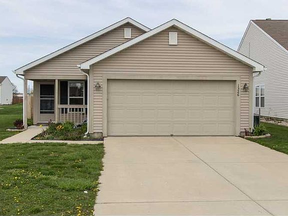 2nd image of 1526 Round Lake Ct