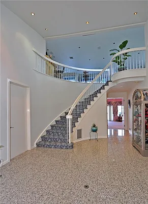 Sold by Keller Williams Realty Empire | media 15