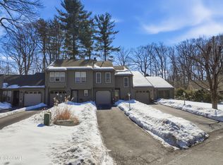 29 Tekakwitha Ct, Clifton Park, NY 12065
