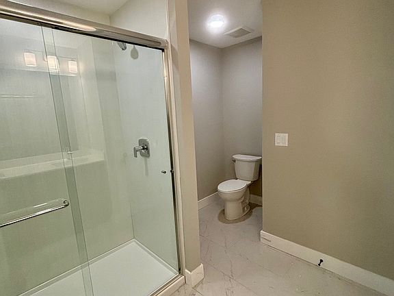 4th image of 3005 Greystoke Dr