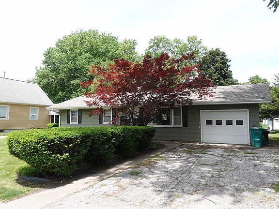 3rd image of 451 Fifer St