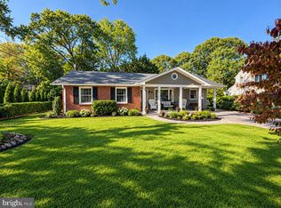 4 Lynhaven Ct, Severna Park, MD 21146