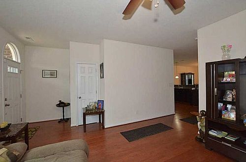 4th image of 112 Reflection Way