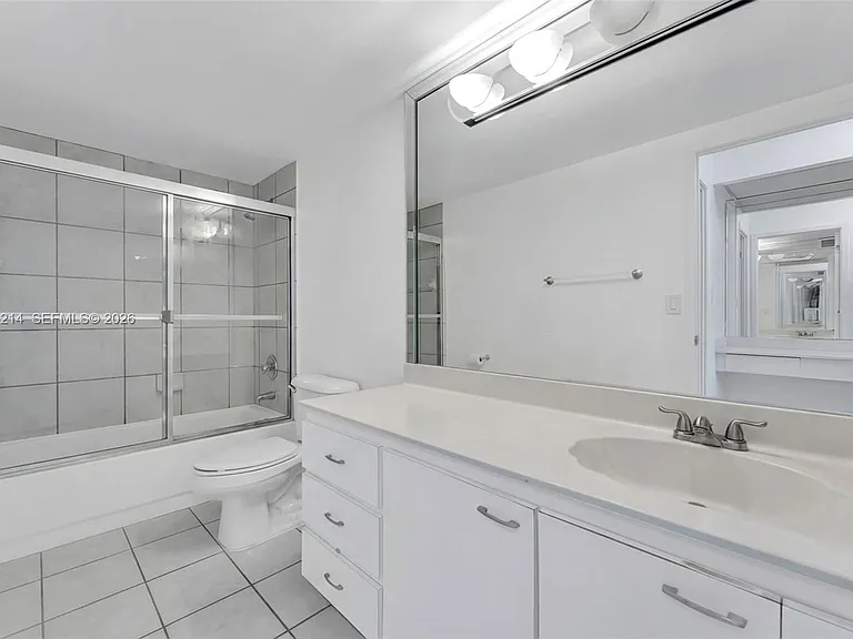 2500 Parkview Dr #1418 — Photo 12