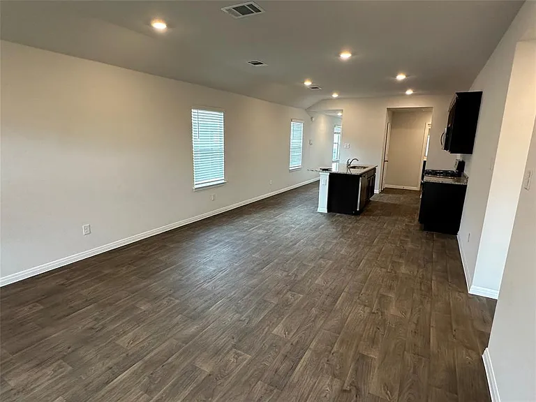 563 Evergreen Sumac Loop — Photo 7