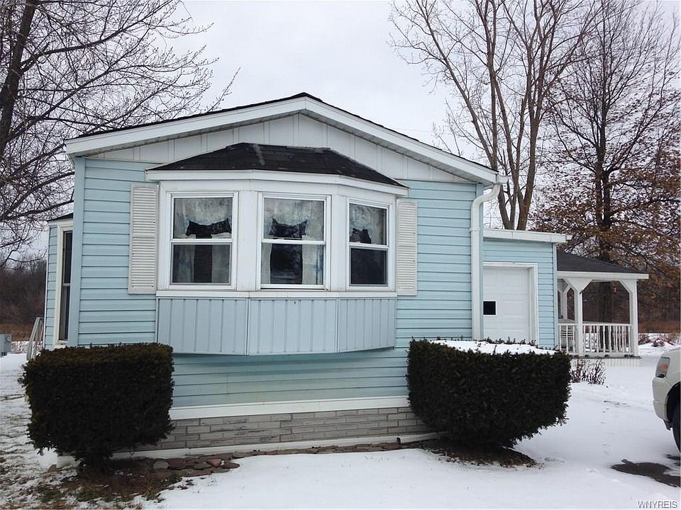 1st image of 33 Wesley Dr