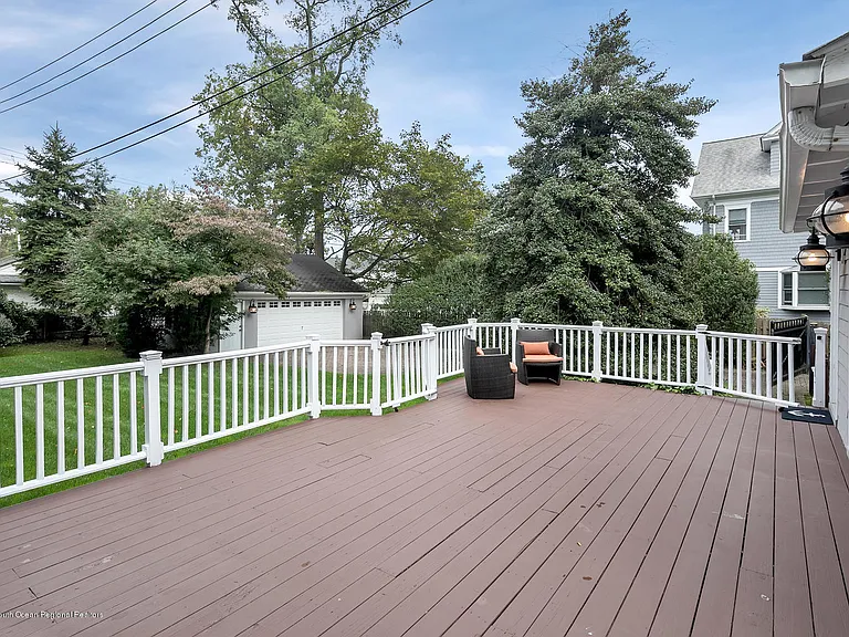 408 Tuttle Ave — Photo 33