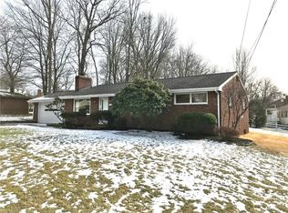 2865 Coblentz Dr, Poland, OH 44514