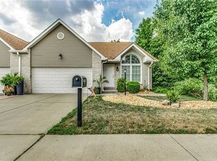615 Crestview Ln, Lower Burrell, PA 15068
