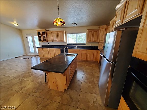 4th image of 5272 Truman Ln