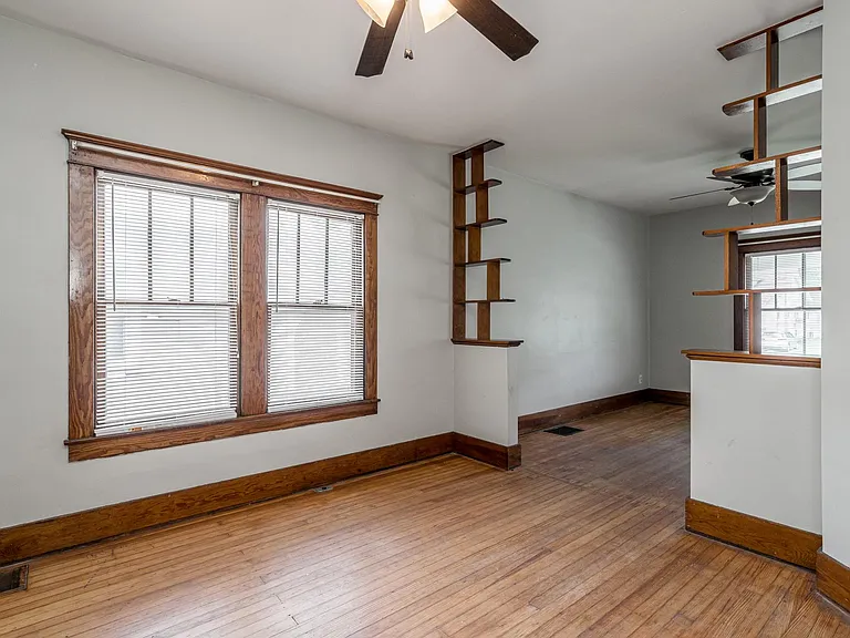 608 Colorado Ave — Photo 34