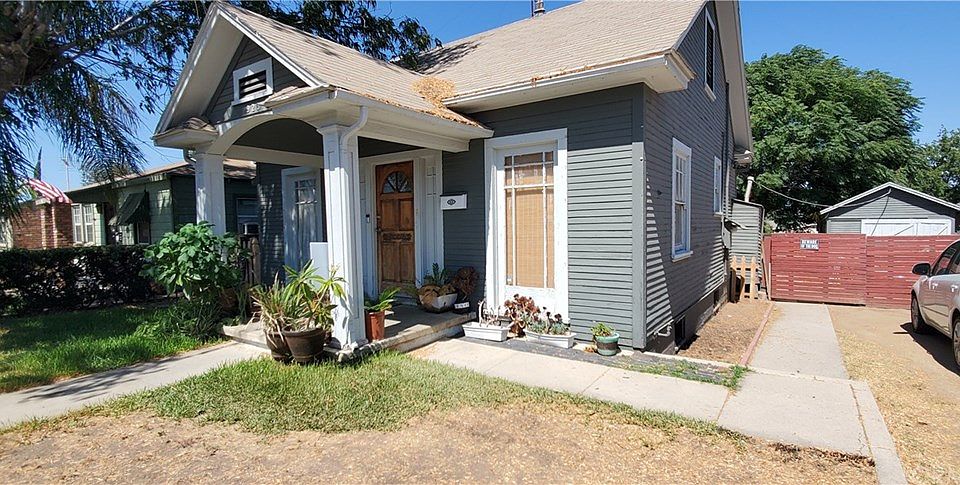 1st image of 923 Fullerton Ave
